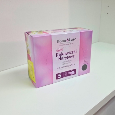 Opakowanie różowych rękawiczek nitrylowych Home&Care rozmiar S - widok z przodu.